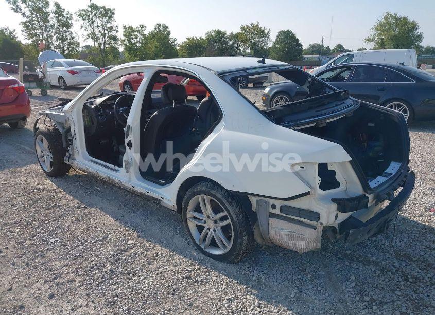 Photo 3 of 2014 Mercedes-benz C 250 LUXURY/SPORT (VIN WDDGF4HB5ER314150)