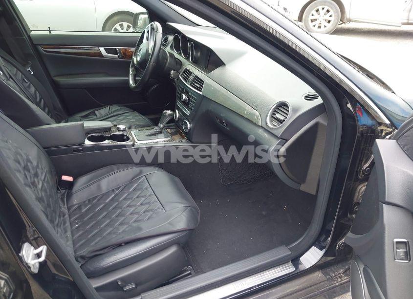 Photo 5 of 2012 Mercedes-benz C 250 LUXURY/SPORT (VIN WDDGF4HB6CA605476)