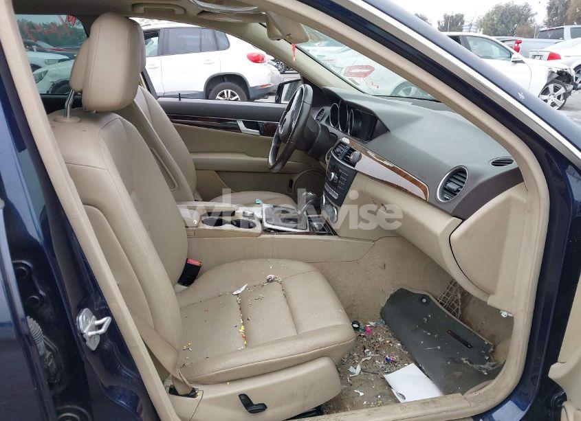 Photo 5 of 2013 Mercedes-benz C 250 LUXURY/SPORT (VIN WDDGF4HB6DR255558)
