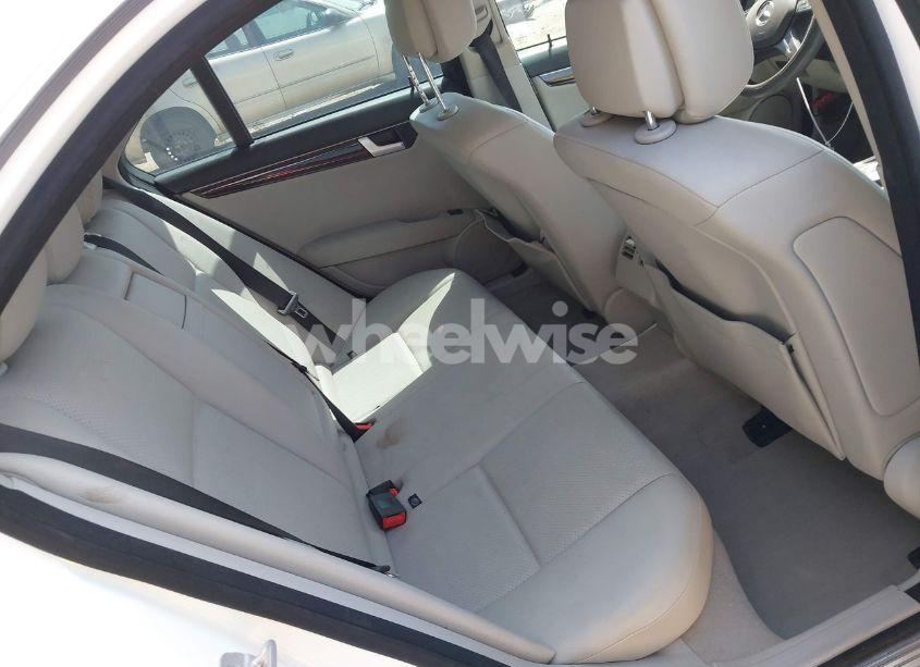 Photo 8 of 2014 Mercedes-benz C 250 LUXURY/SPORT (VIN WDDGF4HB6ER295673)