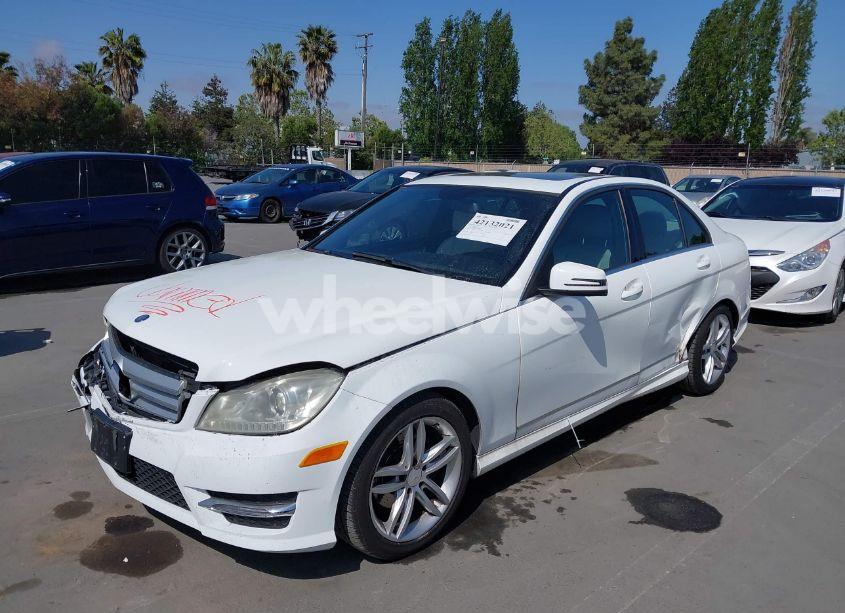 Photo 6 of 2013 Mercedes-benz C 250 LUXURY/SPORT (VIN WDDGF4HB7DR291503)