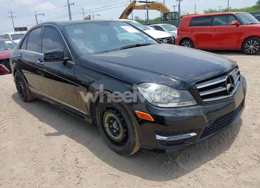 2014 Mercedes-benz C 250 LUXURY/SPORT (VIN WDDGF4HB7EA955671) main photo