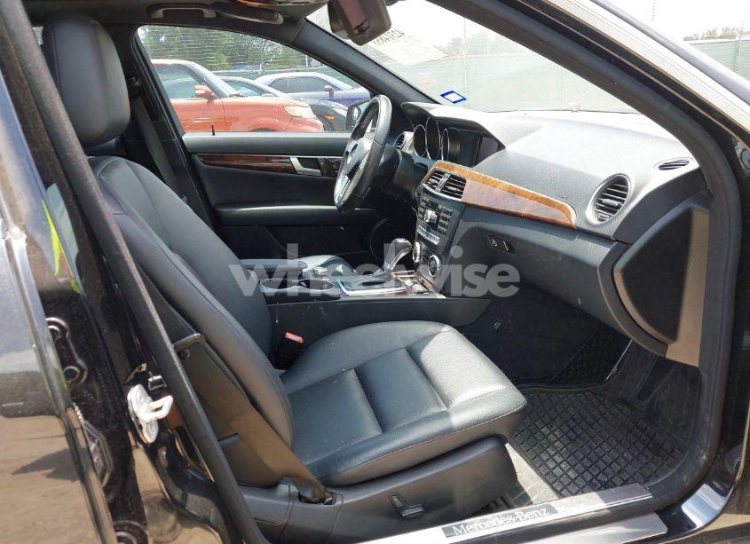 Photo 5 of 2014 Mercedes-benz C 250 LUXURY/SPORT (VIN WDDGF4HB7EA955671)