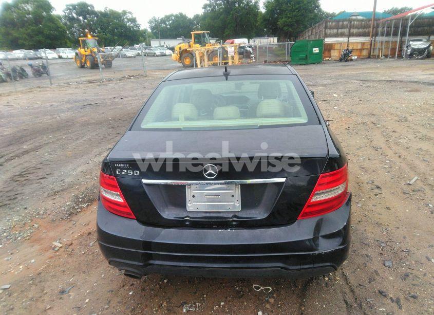 Photo 16 of 2014 Mercedes-benz C 250 LUXURY/SPORT (VIN WDDGF4HB7EA959297)