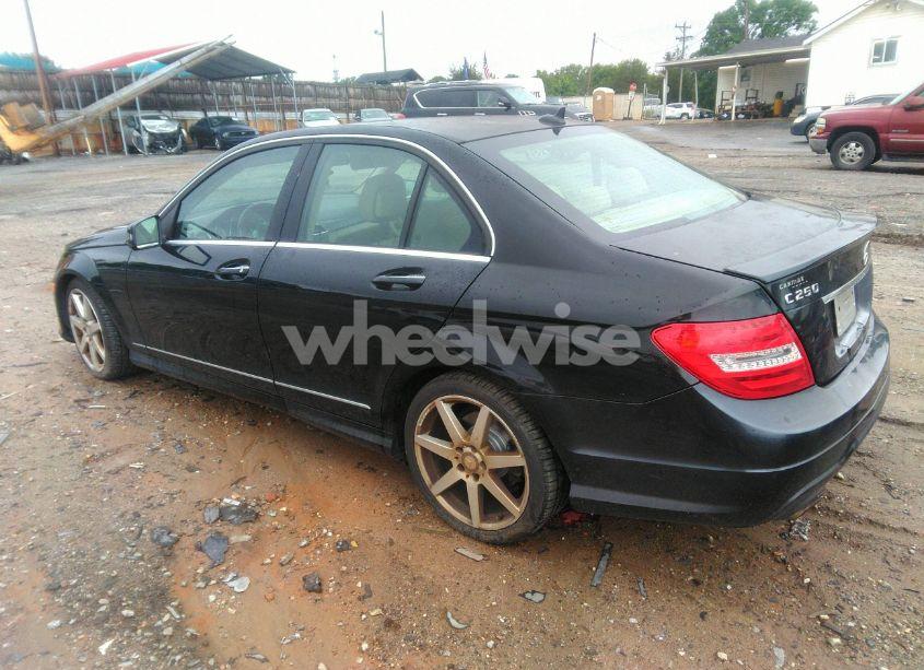 Photo 3 of 2014 Mercedes-benz C 250 LUXURY/SPORT (VIN WDDGF4HB7EA959297)