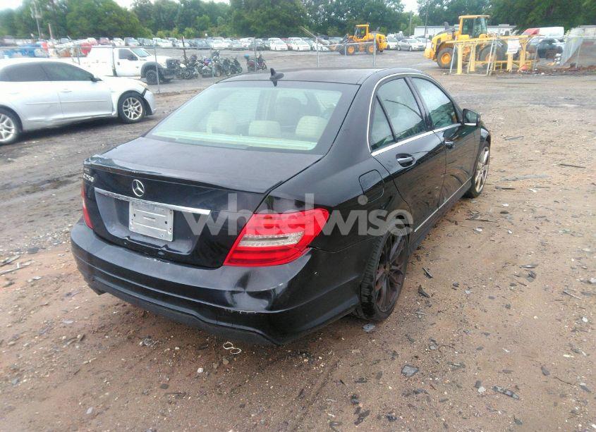 Photo 4 of 2014 Mercedes-benz C 250 LUXURY/SPORT (VIN WDDGF4HB7EA959297)
