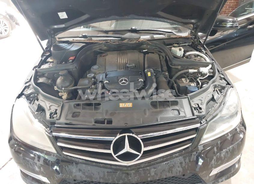 Photo 10 of 2014 Mercedes-benz C 250 LUXURY/SPORT (VIN WDDGF4HB7ER312397)