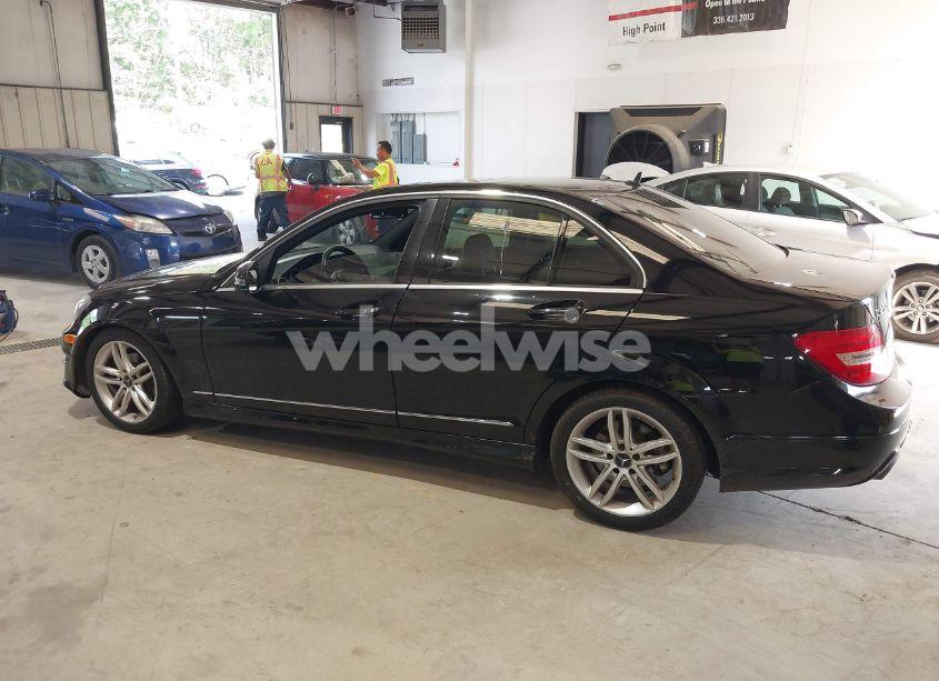 Photo 14 of 2014 Mercedes-benz C 250 LUXURY/SPORT (VIN WDDGF4HB7ER312397)