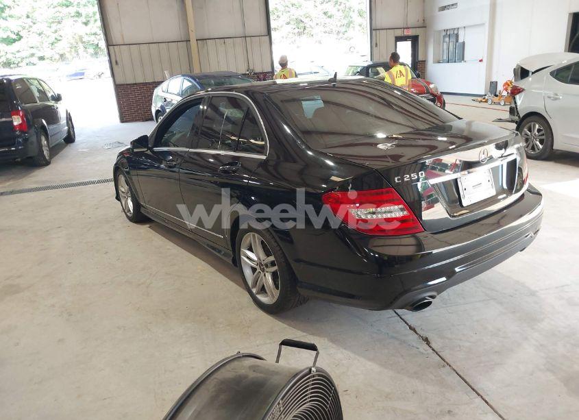 Photo 3 of 2014 Mercedes-benz C 250 LUXURY/SPORT (VIN WDDGF4HB7ER312397)