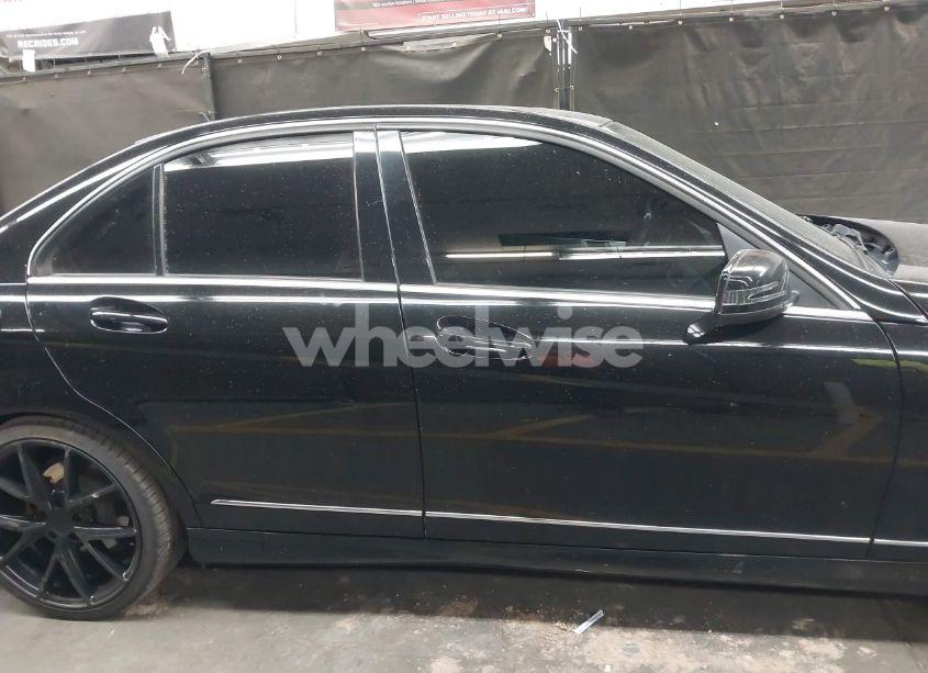 Photo 13 of 2013 Mercedes-benz C 250 LUXURY/SPORT (VIN WDDGF4HB8DA793855)