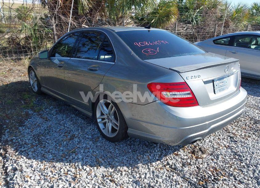 Photo 3 of 2013 Mercedes-benz C 250 LUXURY/SPORT (VIN WDDGF4HB8DA797517)