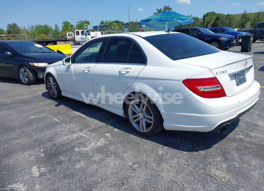 Photo 3 of 2013 Mercedes-benz C 250 LUXURY/SPORT (VIN WDDGF4HB8DR267050)
