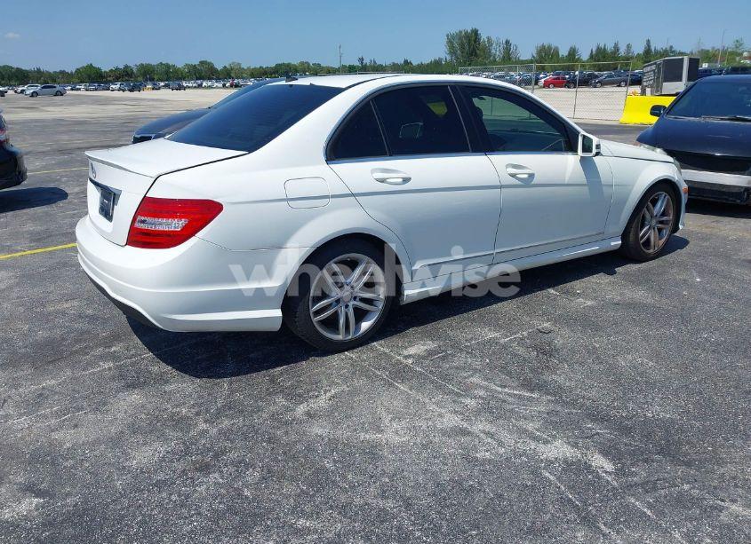 Photo 4 of 2013 Mercedes-benz C 250 LUXURY/SPORT (VIN WDDGF4HB8DR267050)