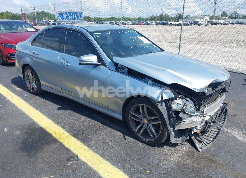 2013 Mercedes-benz C 250 LUXURY/SPORT (VIN WDDGF4HB8DR272457) main photo