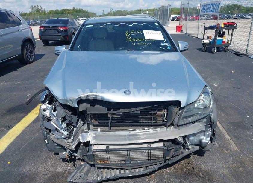 Photo 13 of 2013 Mercedes-benz C 250 LUXURY/SPORT (VIN WDDGF4HB8DR272457)