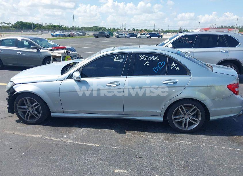 Photo 15 of 2013 Mercedes-benz C 250 LUXURY/SPORT (VIN WDDGF4HB8DR272457)