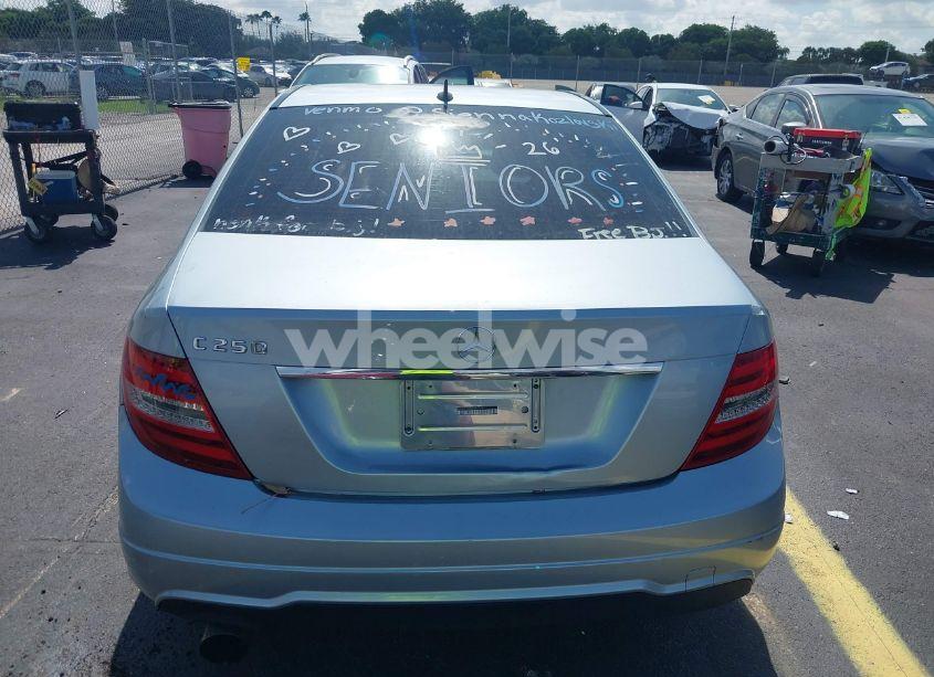 Photo 17 of 2013 Mercedes-benz C 250 LUXURY/SPORT (VIN WDDGF4HB8DR272457)