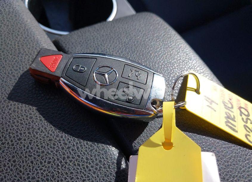 Photo 11 of 2014 Mercedes-benz C 250 (VIN WDDGF4HB8EA947921)