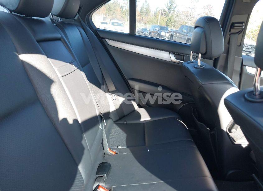 Photo 8 of 2014 Mercedes-benz C 250 (VIN WDDGF4HB8EA947921)