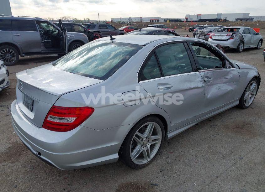 Photo 4 of 2013 Mercedes-benz C 250 LUXURY/SPORT (VIN WDDGF4HB9DR263962)