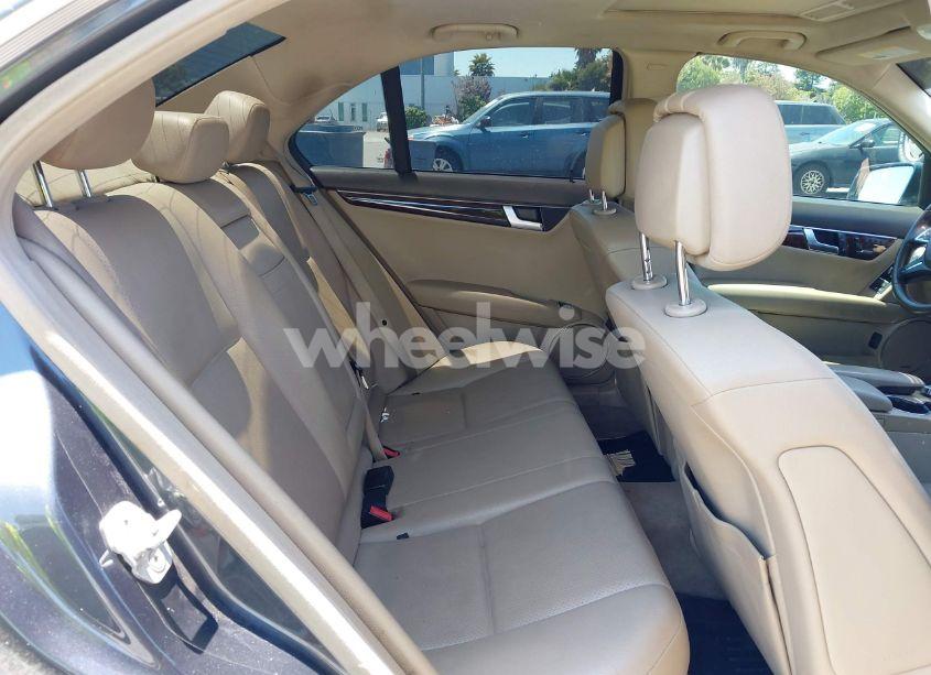 Photo 8 of 2013 Mercedes-benz C 250 LUXURY/SPORT (VIN WDDGF4HB9DR300881)