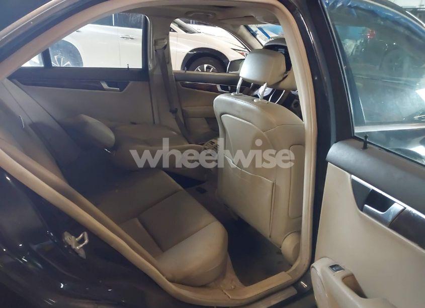 Photo 8 of 2012 Mercedes-benz C 250 LUXURY/SPORT (VIN WDDGF4HBXCR202148)