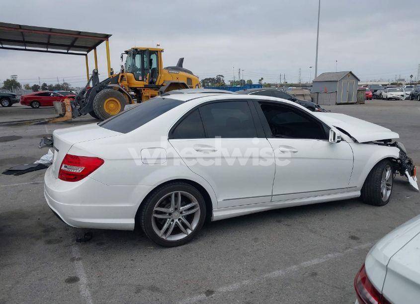 Photo 13 of 2013 Mercedes-benz C 250 LUXURY/SPORT (VIN WDDGF4HBXDA862156)