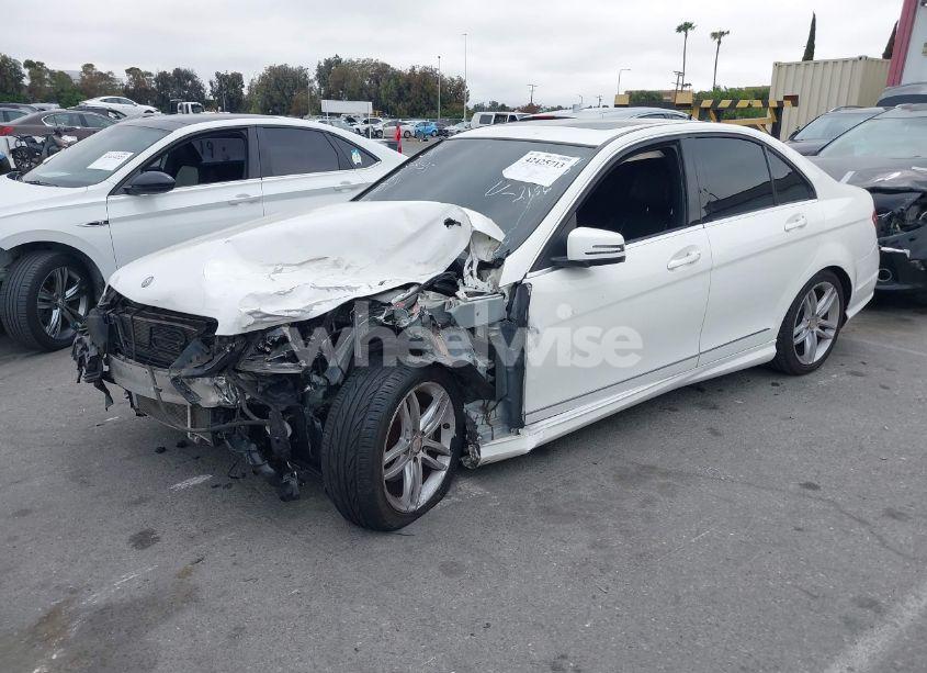 Photo 2 of 2013 Mercedes-benz C 250 LUXURY/SPORT (VIN WDDGF4HBXDA862156)