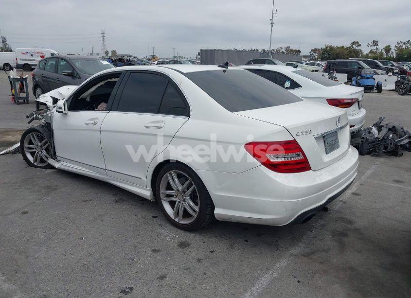 Photo 3 of 2013 Mercedes-benz C 250 LUXURY/SPORT (VIN WDDGF4HBXDA862156)