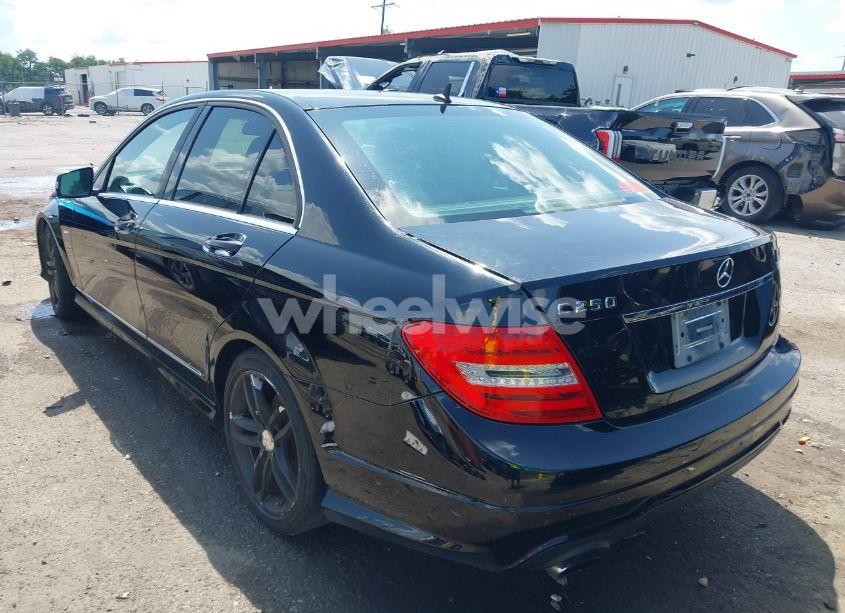 Photo 3 of 2014 Mercedes-benz C 250 LUXURY/SPORT (VIN WDDGF4HBXEA941294)
