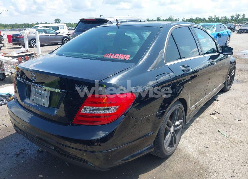 Photo 4 of 2014 Mercedes-benz C 250 LUXURY/SPORT (VIN WDDGF4HBXEA941294)