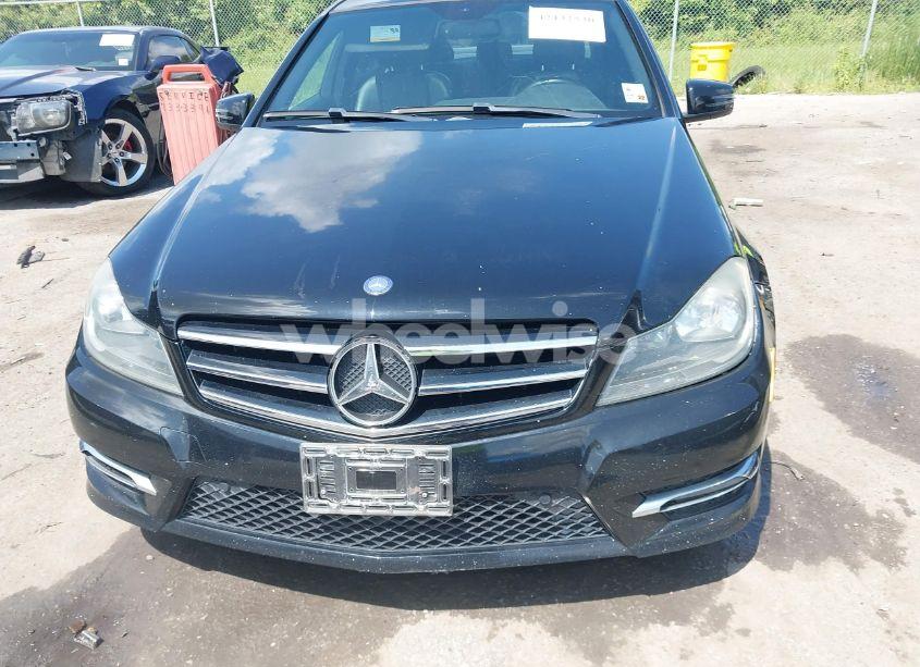 Photo 6 of 2014 Mercedes-benz C 250 LUXURY/SPORT (VIN WDDGF4HBXEA941294)