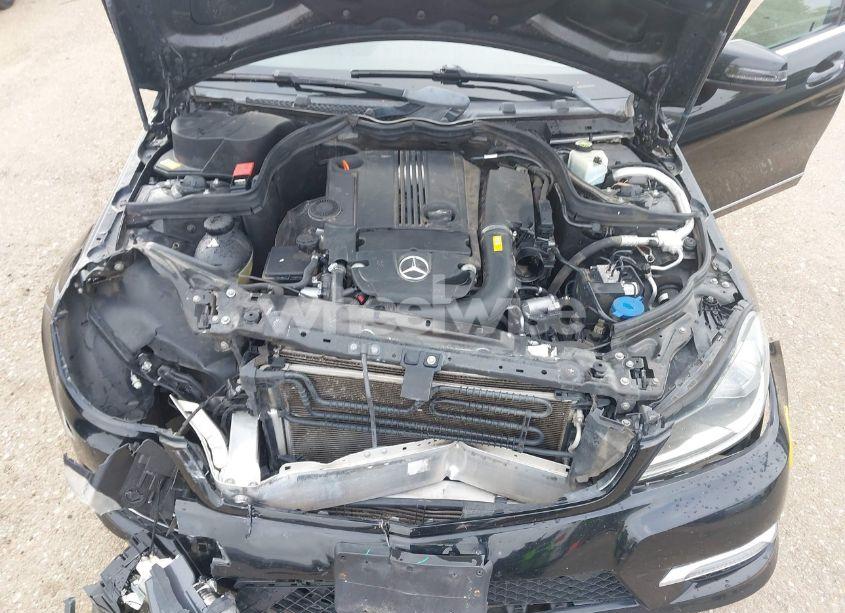 Photo 10 of 2014 Mercedes-benz C 250 LUXURY/SPORT (VIN WDDGF4HBXEA961769)