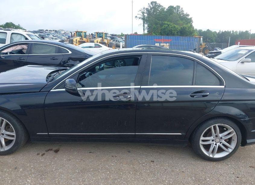 Photo 15 of 2014 Mercedes-benz C 250 LUXURY/SPORT (VIN WDDGF4HBXEA961769)