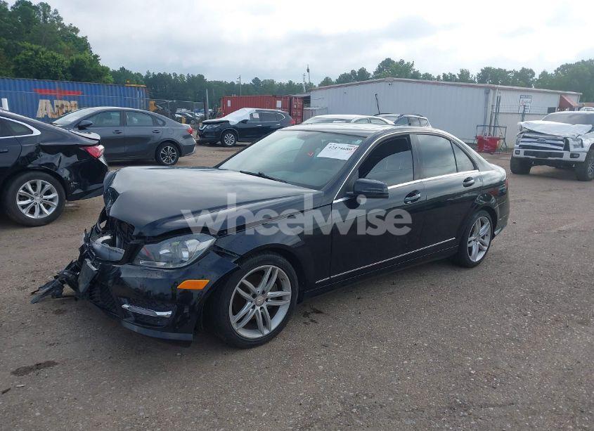 Photo 2 of 2014 Mercedes-benz C 250 LUXURY/SPORT (VIN WDDGF4HBXEA961769)