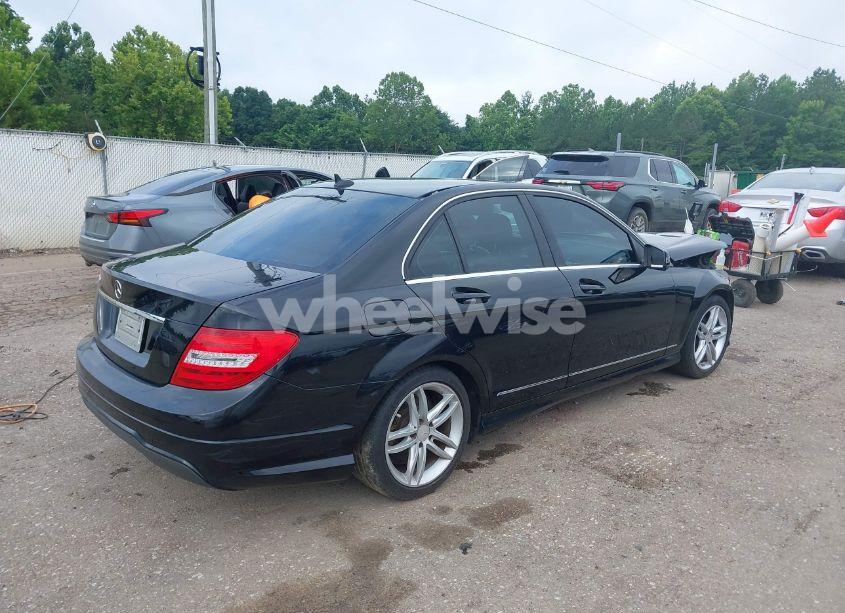 Photo 4 of 2014 Mercedes-benz C 250 LUXURY/SPORT (VIN WDDGF4HBXEA961769)