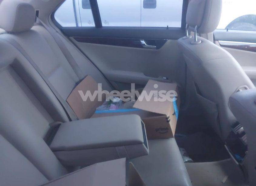 Photo 8 of 2009 Mercedes-benz C 300 LUXURY/SPORT (VIN WDDGF54X09R070890)