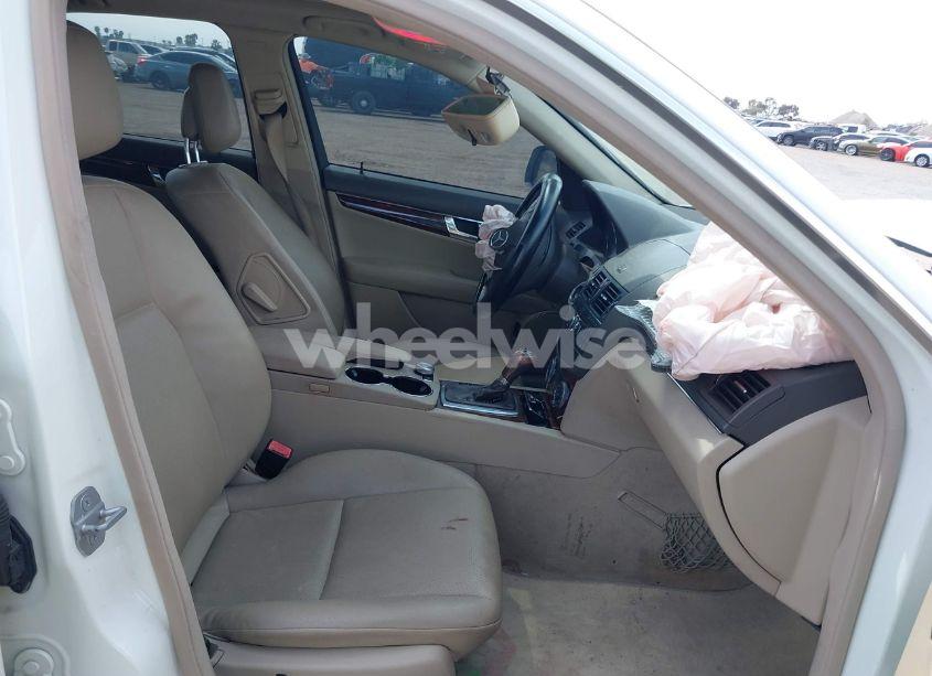 Photo 5 of 2009 Mercedes-benz C 300 LUXURY/SPORT (VIN WDDGF54X69R071459)