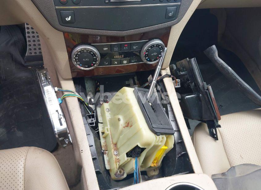 Photo 6 of 2009 Mercedes-benz C 300 LUXURY/SPORT (VIN WDDGF54XX9R068595)