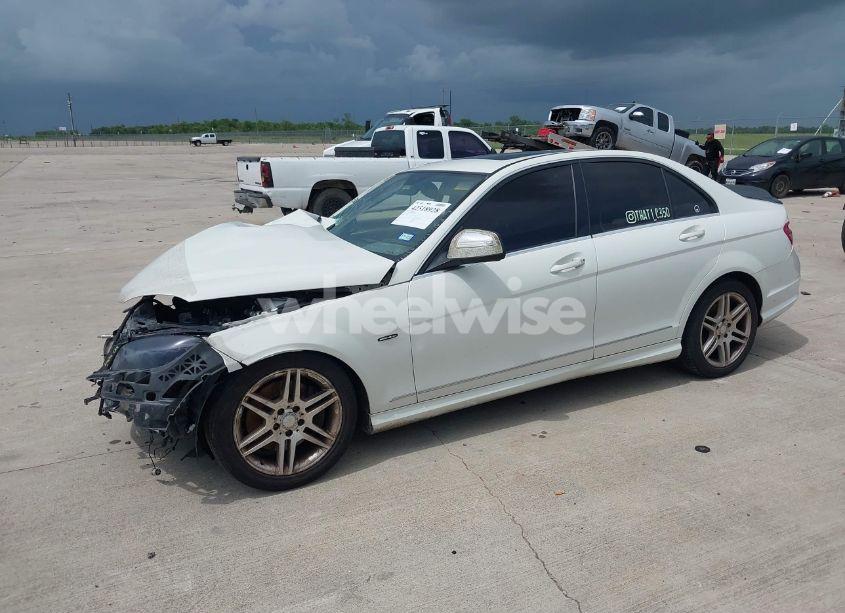 Photo 2 of 2009 Mercedes-benz C 350 SPORT (VIN WDDGF56XX9R062616)