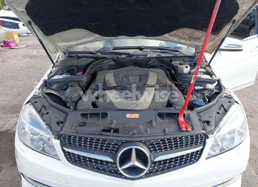 Photo 10 of 2011 Mercedes-benz C 300 LUXURY/SPORT (VIN WDDGF5EB0BA483531)