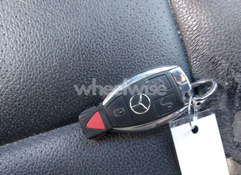 Photo 11 of 2011 Mercedes-benz C 300 LUXURY/SPORT (VIN WDDGF5EB0BA483531)