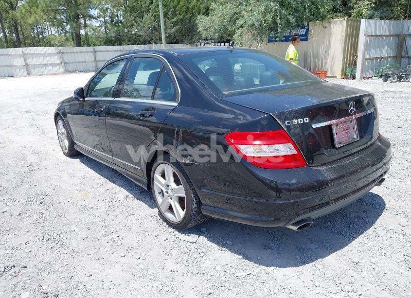 Photo 3 of 2010 Mercedes-benz C 300 LUXURY/SPORT (VIN WDDGF5EB1AR100132)