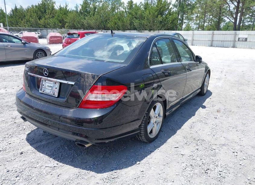 Photo 4 of 2010 Mercedes-benz C 300 LUXURY/SPORT (VIN WDDGF5EB1AR100132)