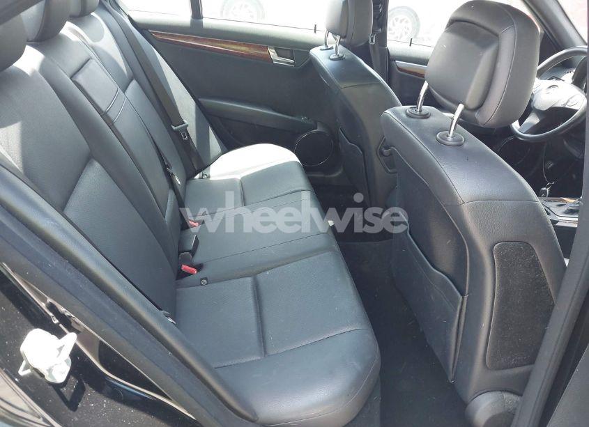 Photo 8 of 2010 Mercedes-benz C 300 LUXURY/SPORT (VIN WDDGF5EB1AR100132)