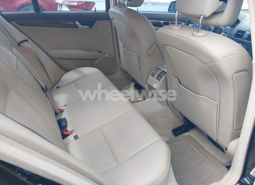 Photo 8 of 2011 Mercedes-benz C 300 LUXURY/SPORT (VIN WDDGF5EB1BA509120)