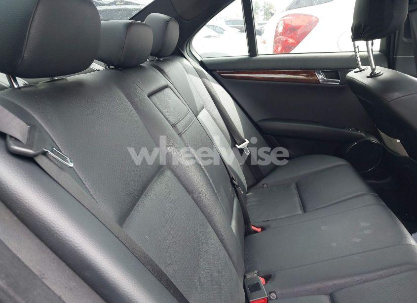 Photo 8 of 2011 Mercedes-benz C 300 LUXURY/SPORT (VIN WDDGF5EB1BR135383)