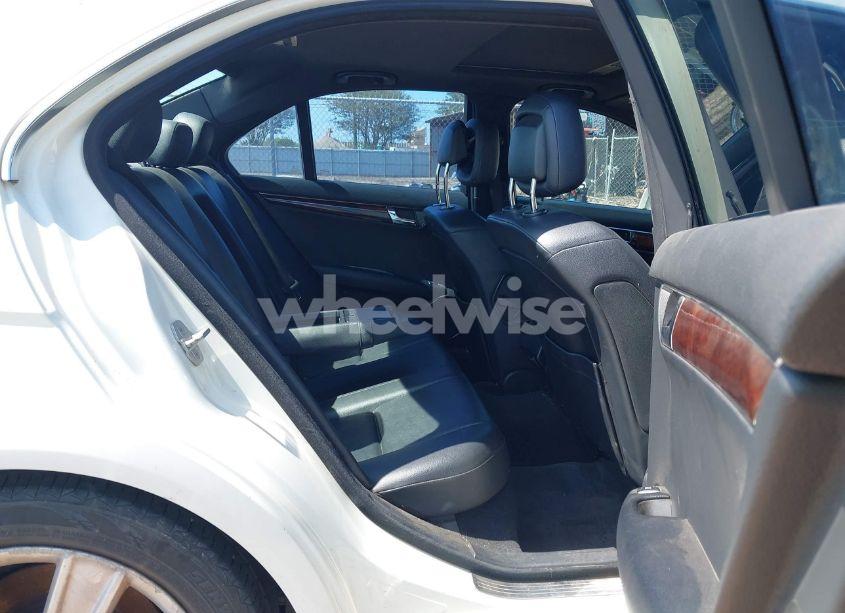 Photo 8 of 2011 Mercedes-benz C 300 (VIN WDDGF5EB2BR167341)