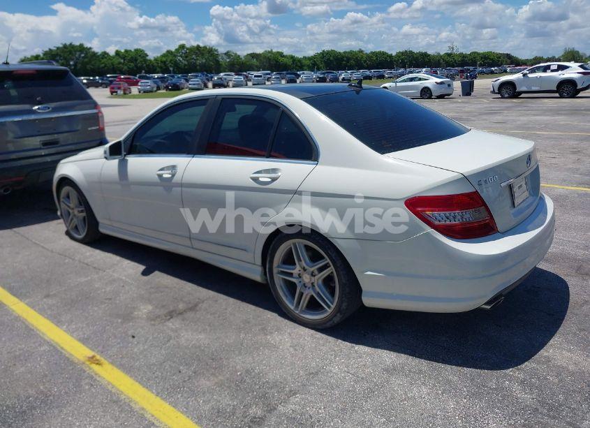 Photo 3 of 2011 Mercedes-benz C 300 LUXURY/SPORT (VIN WDDGF5EB3BA417698)