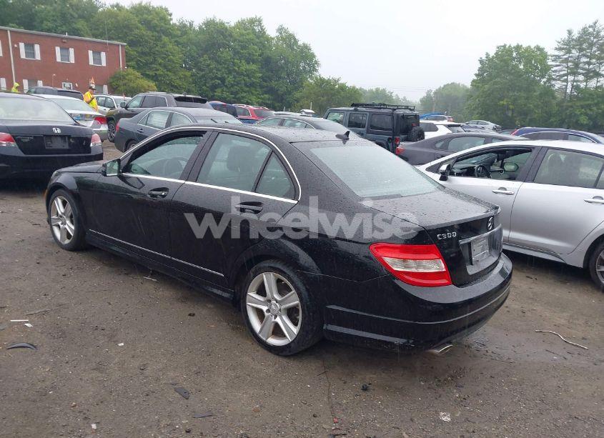 Photo 3 of 2011 Mercedes-benz C 300 LUXURY/SPORT (VIN WDDGF5EB3BR178428)